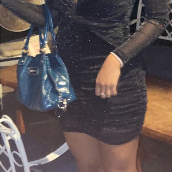 Black sparkly ruched dress - Picture 2 of 3